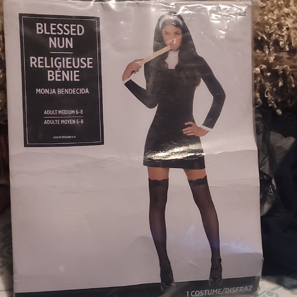 Costume - Black
